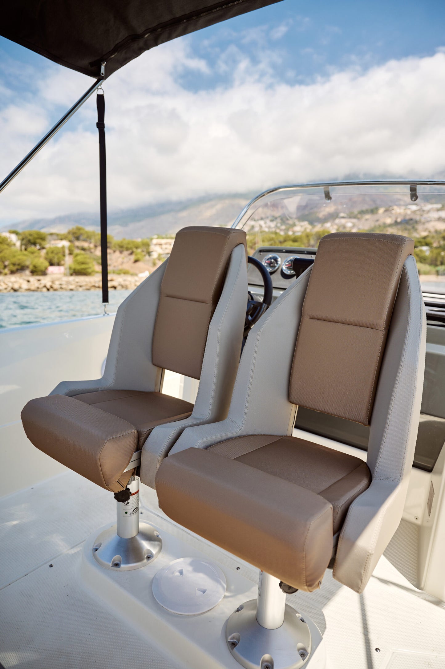 Quicksilver 605 Open